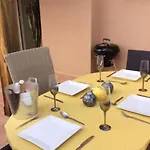 Дом отдыха Almendros *