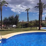 Дом отдыха Almendros *